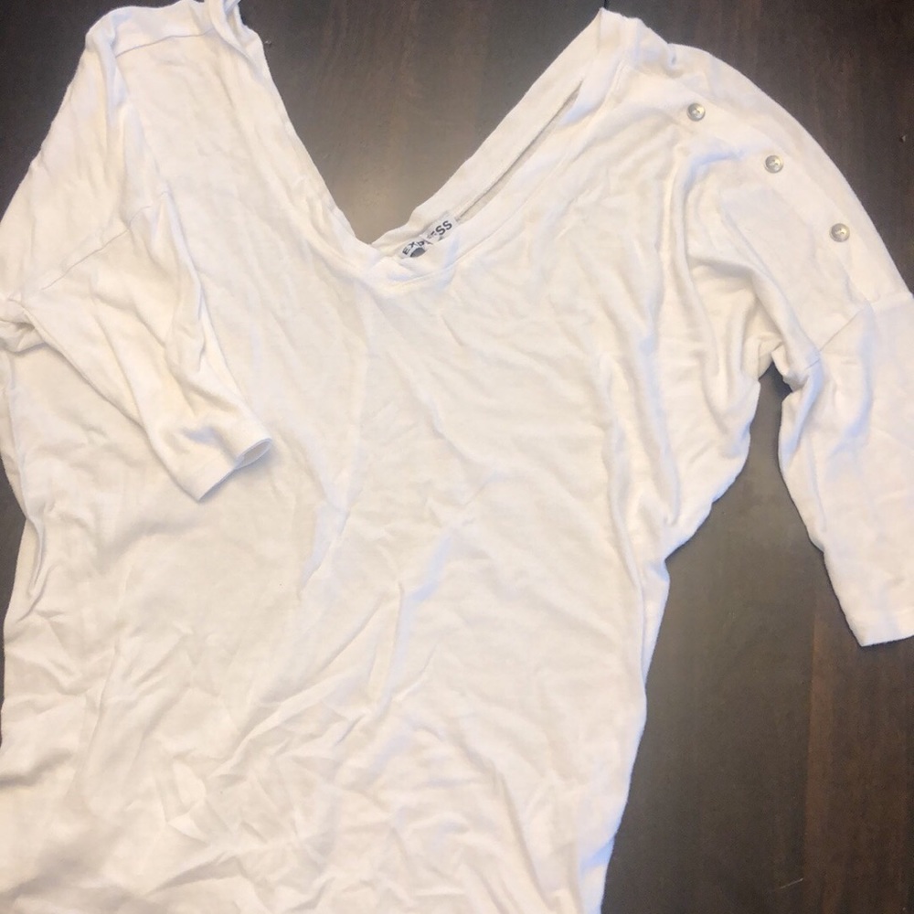 Express Quarter length shirt